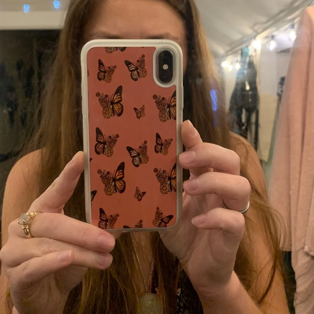 Host Pick! iPhone X/ XS Monarch Butterfly Sunflower Phone Case🌻🦋 - Picture 3 of 3